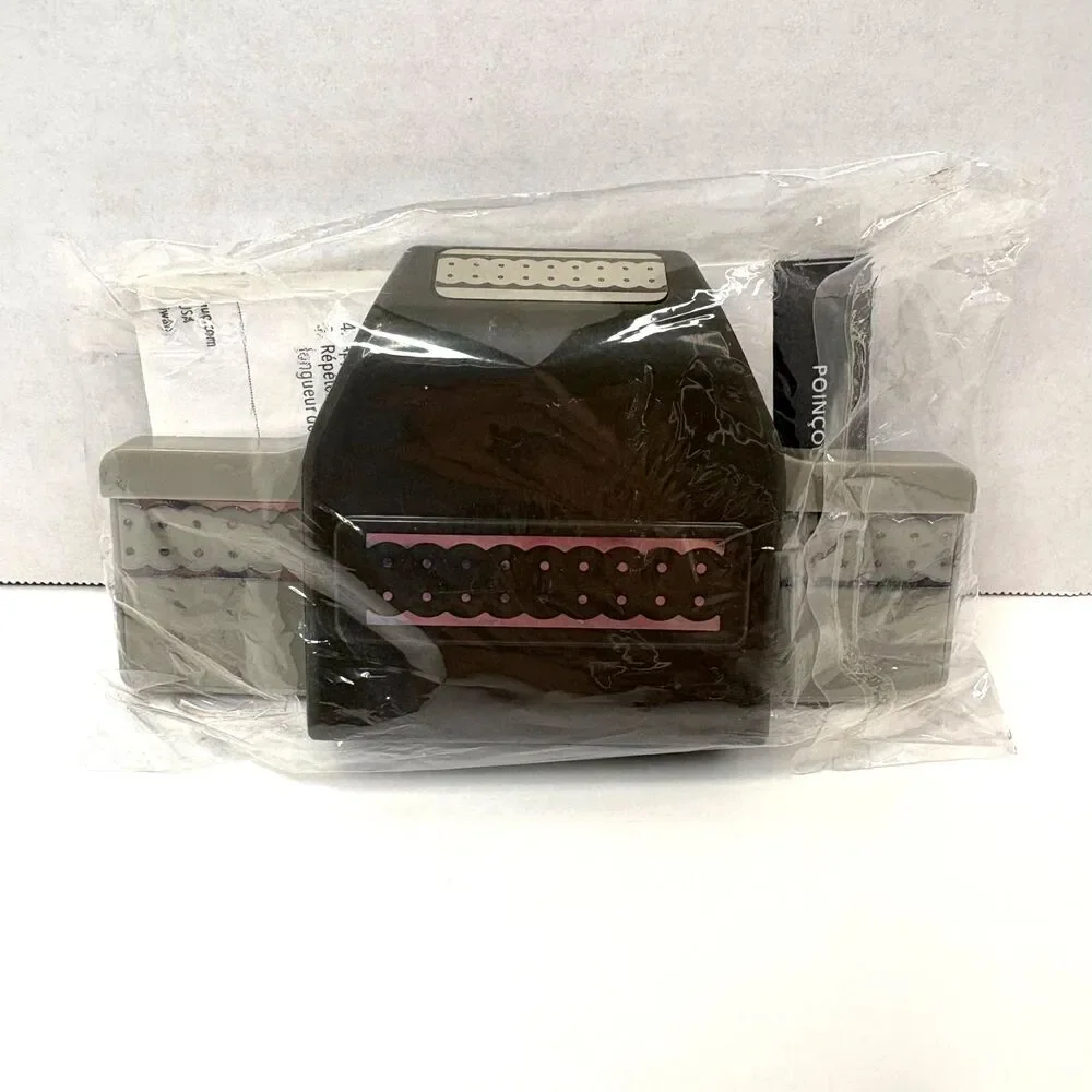 Stampin Up Dotted Scallop Ribbon Border Punch 119275 Retired New In Pack